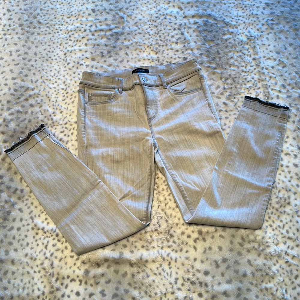 Pale Grey Raw Hem Jeans in Perfect Condition Size 4